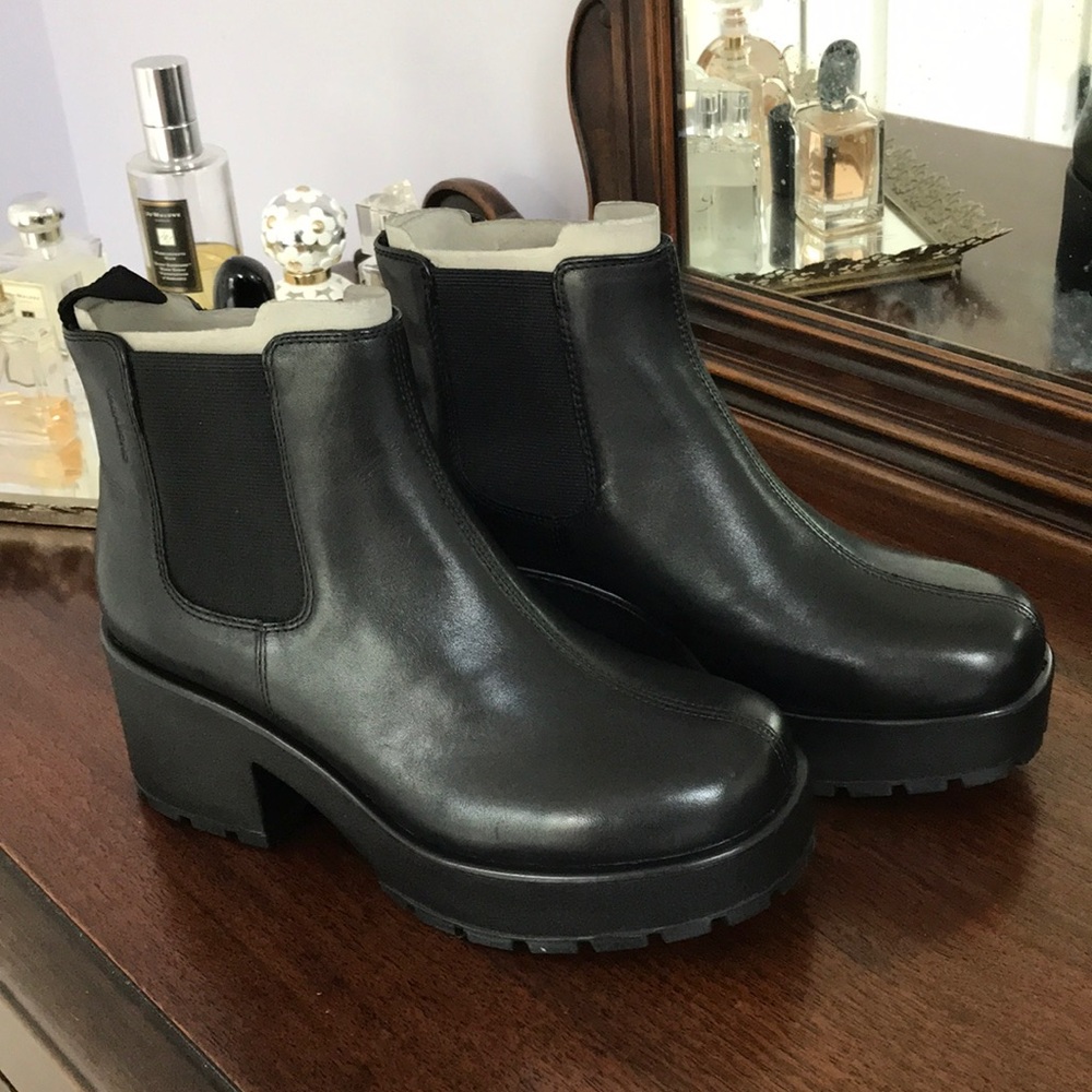 Shoemakers Dioon Platform Chelsea Boots Vagabond